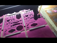 Laser cutiing en el papel de piedra